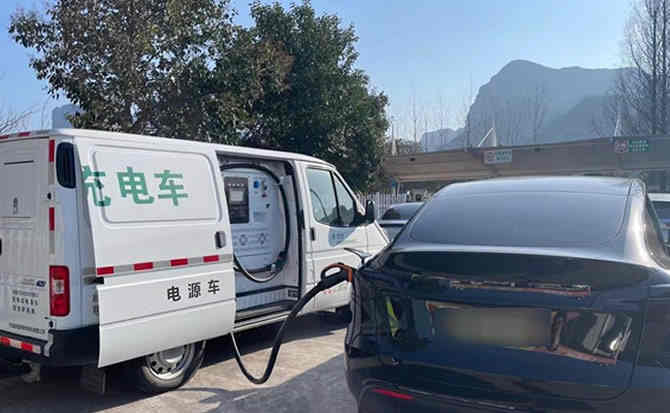 龙泉驿区汽车搭电