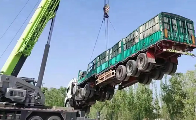 龙泉驿区道路脱困救援案例